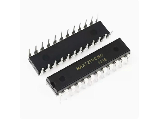 1pcs/lot MAX7219 MAX7219CNG DIP24 MAX7219ENG DIP-24 100%