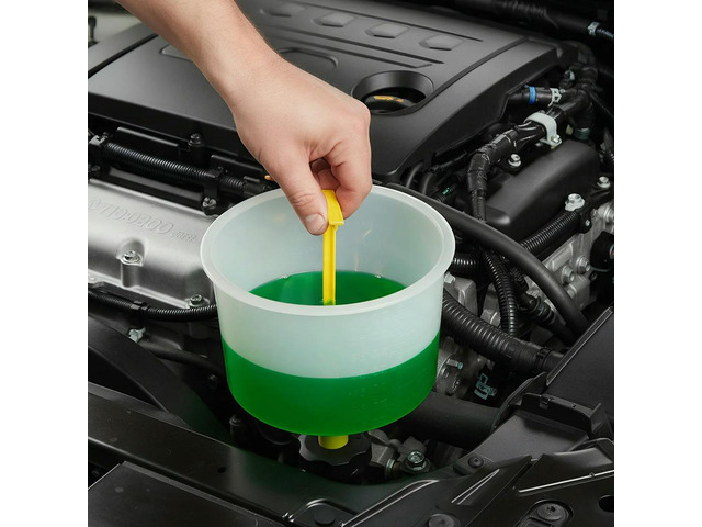 15 PCS Spill-Free Radiator Coolant Filling Funnel with Adapters Universal No Spill Coolant Funnel Kit for Most Vehicle Types