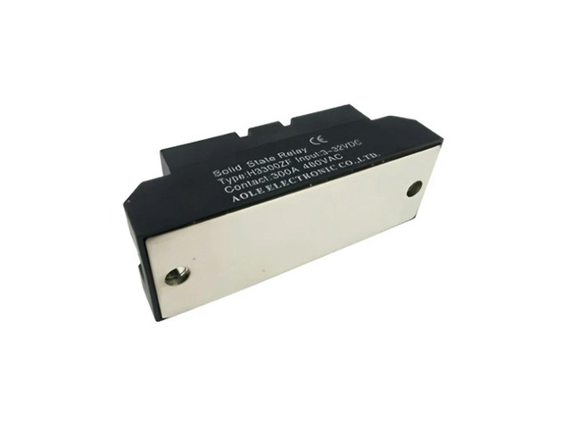 Single-phase Solid State Relay H3300ZF DC Controls AC Contactless 300A Solid State Relay with Led Indicator Light