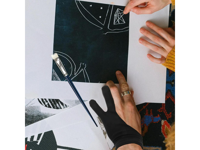 4Pcs Sketch Gloves for Drawing Tablet Two-Finger Artist Glove Lightweight Breathable Anti-Mishandling for Screen Writing Smooth