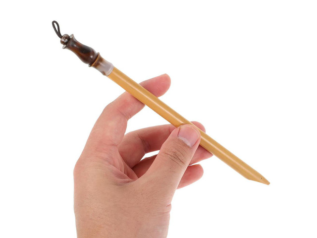 2Pcs Bamboo Dip Pen for Calligraphy Handcrafted Bamboo Cane Pen with Hanging Loop Chinese Manga Lettering Drawing Tool Office