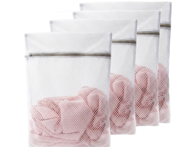 of 4 Mesh Laundry Bags, 12 x 16 Inches lingerie bags for washing delicates (4)