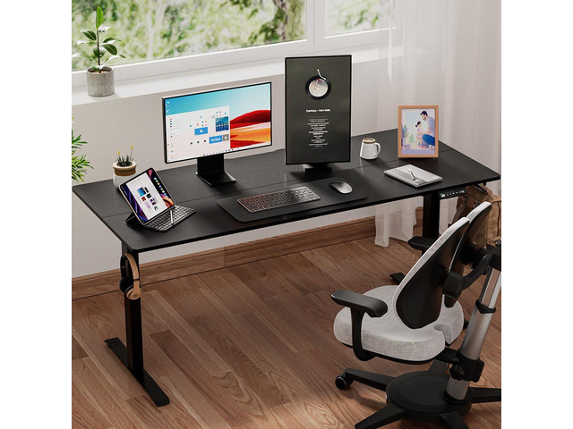 63 x 28 Inch Electric Standing Desk with 4 Wheels, Height Adjustable Desk for Home Office, Sit Stand Desk with 4 Memory Presets, Headphone Hooks...
