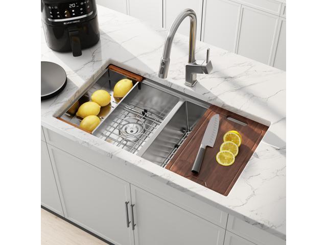 32 Inch Undermount Workstation Double Bowl Handmade Kitchen Sink 304 Stainless Steel, 16 Gauge Thickness, Ledge for Placing Accessories, 50/50...