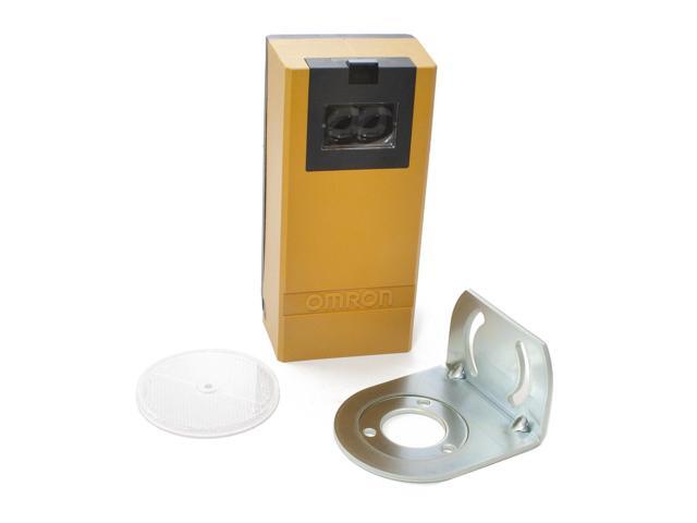 Omron E3K-R10K4-NR Photoelectric Switch / Sensor
