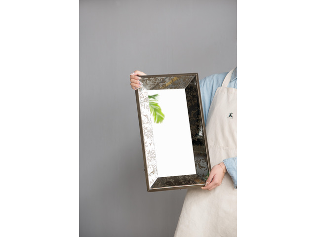 24' x 15' Antique Silver Rectangle Mirror with Floral Accents, Mirrored Display Tray, Hanging Wall Mirror