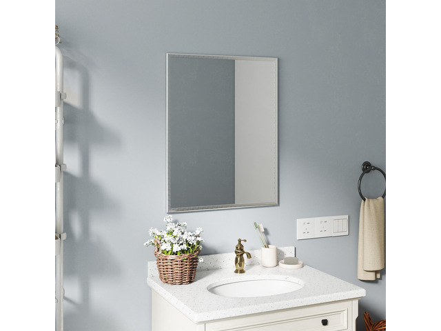 Revamp Your Bathroom with This Compact Yet Stunning 24-inch Aluminum Silver Mirror!