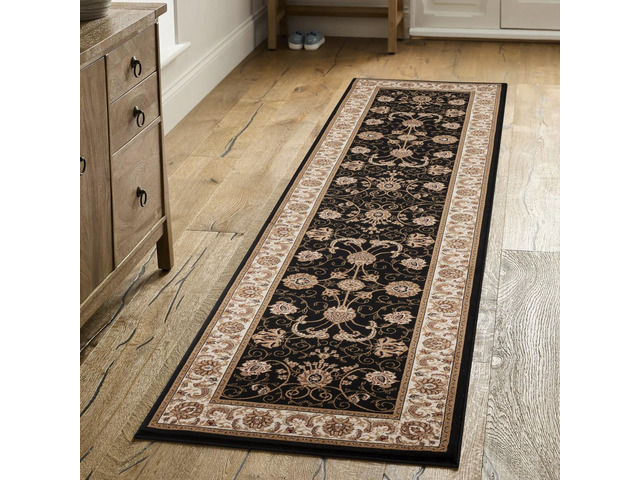 Manchester GC_HER5001 Black 2 ft. 7 in. x 9 ft. 10 in. Area Rug