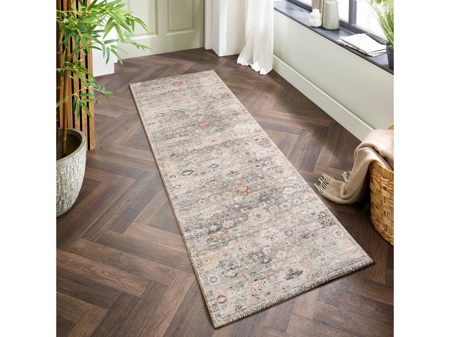 Majestic GC_RYL1003 Green 2 ft. 7 in. x 9 ft. 10 in. Area Rug
