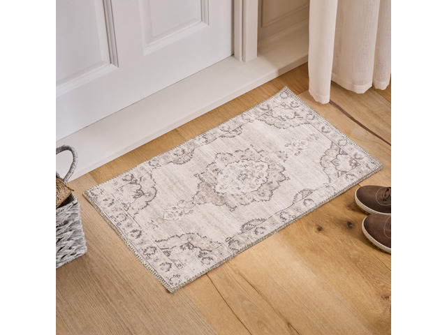 Majestic GC_RYL1006 Beige 2 ft. x 3 ft. Area Rug