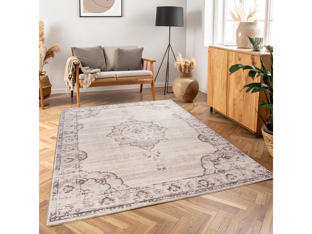 Majestic GC_RYL1006 Beige 7 ft. 10 in. x 10 ft. 6 in. Area Rug