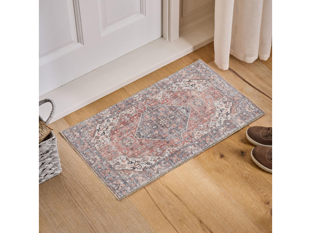 Majestic GC_RYL1009 Rose 2 ft. x 3 ft. Area Rug