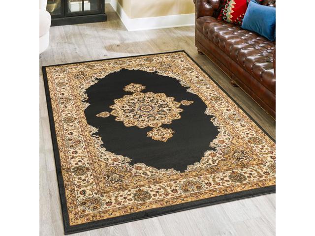 Classic GC_VIN5010 Black 5 ft. 3 in. x 7 ft. 3 in. Area Rug