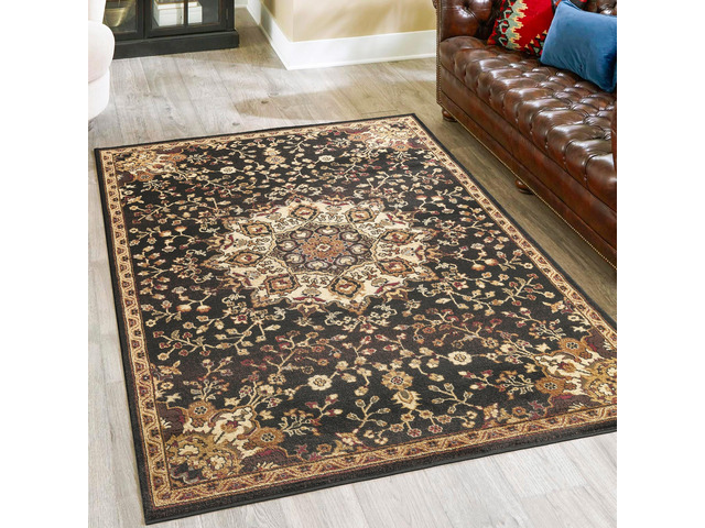 Classic GC_VIN5016 Black 5 ft. 3 in. x 7 ft. 3 in. Area Rug