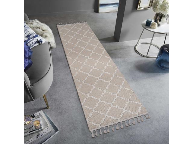 Collection 96*26 inch Ivory / Trellis Indoor / Outdoor Runner Rug