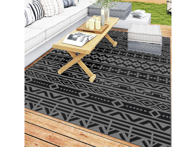 Outdoor Patio Rug, Large Camping Carpet with Carrying Bag, 6' x 9' Waterproof Plastic Straw, Reversible, Black & Gray Geometric Wall