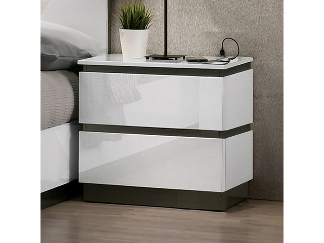 Contemporary 1Pc Nightstand White Color High Gloss Finish W/ Metallic Accents Bedside Table W Usb Port Bedroom Furniture