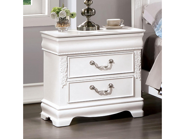 Classic White Color 1Pc Nightstand Bedroom Furniture Solid Wood Nickel Hanging Pulls 2-Drawers Bedside Table