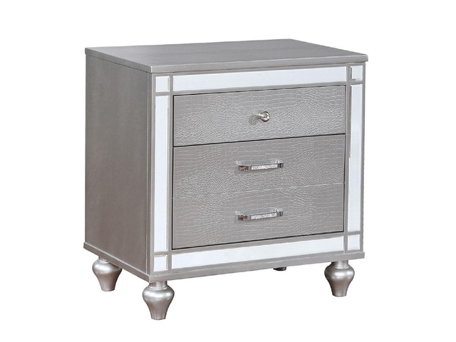 Silver 1Pc Nightstand Bun Feet Crocodile-Textured Bedside Table Mirror Trim Felt-Lined Top Drawers Bedroom Furniture