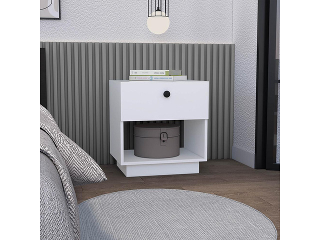 Nightstand Viliigili, One Drawer, White Finish