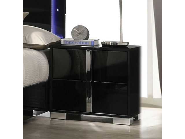 Contemporary Classic Black Bedside Table Bedroom Furniture 1Pc Nightstand Chrome Legs Handles