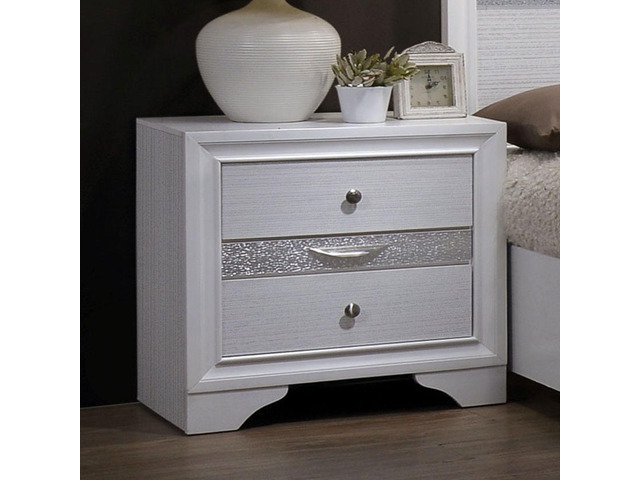 Contemporary White 1Pc Nightstand Nickle Round Knob Handles English Dovetails Hidden Drawer Bedside Table