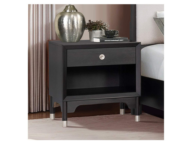 Mid-Century Modern Style 1Pc Nightstand Silver Capped Legs Round Knobs Usb Charging Port Black Finish Bedroom Furniture