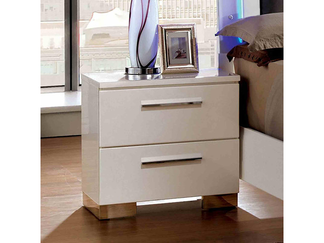Contemporary Style 1Pc Nightstand English Dovetail Drawers Lacquer Coating Chrome Handles And Legs Glossy White Finish Bedroom Furniture