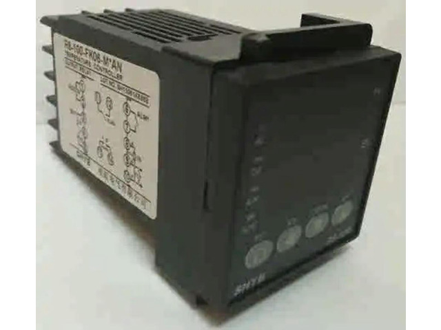 ligent Digital Display Multifunction Temperature Control Instrument R8-100-FK06-M*AN
