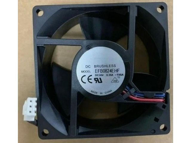 EFB0824EHF fan 80 * 80 * 32mm 3-pin 24V 0.35A Fast delivery