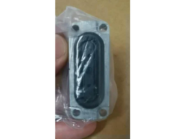 EV- 15/40-4 13289 Diaphragm Clamping Cylinder Module 1pcs Fast delivery