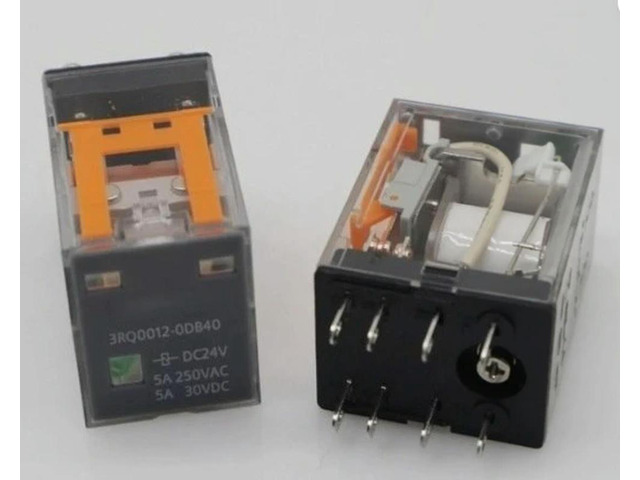 3RQ0012-0DB40 Micro Relay 1pcs Full Stock Fast Delivery