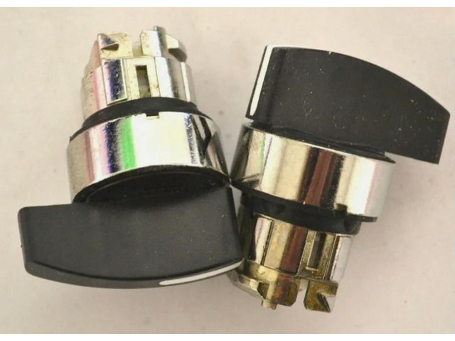 ZB4-BD2 1pcs button switch hot-selling abundant stock Fast delivery
