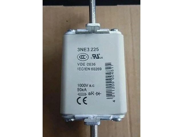 1pcs 3NE3225 Fuse fuse 200A Adequate inventory and assurance Expedited shipping