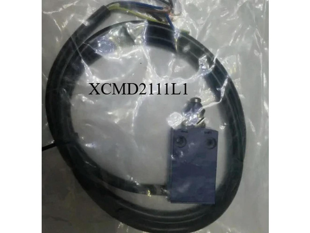 XCMD2111L1 Limit switch ZCMD21+ZCE11 Fast delivery