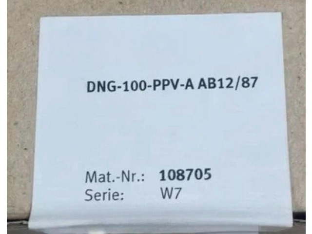 1 PC DNG-100-PPV-A Expedited shipping