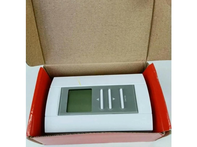 TB7980A1006 Modulating Thermostat Digital Control Import Expedited shipping