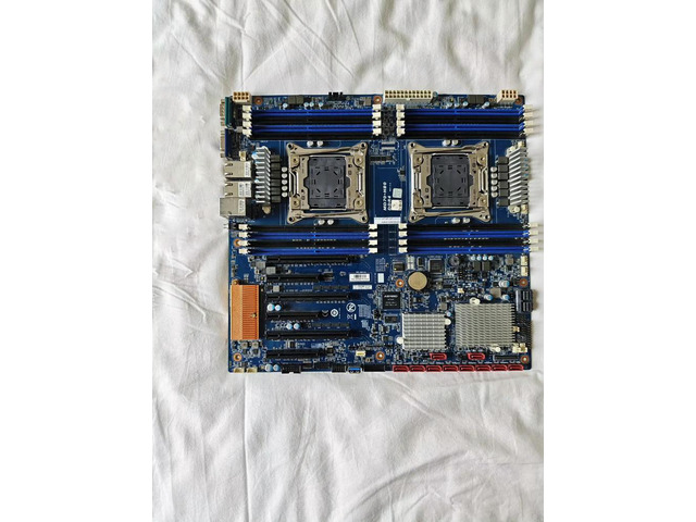 MD70-HB0 Xeon processor E5-2600 V3 / V4 10GbE BASE-T LAN ports (X540) Mini-SAS motherboard