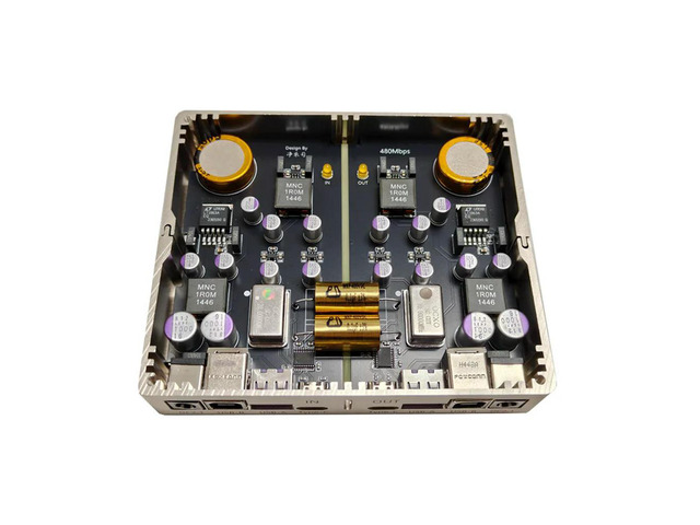 CH318T USB Isolation data Reorganization Dual 0.1ppm TCXO Crystal 480Mbps Supports TypeC USB-A USB-B for Decoding Amplifier