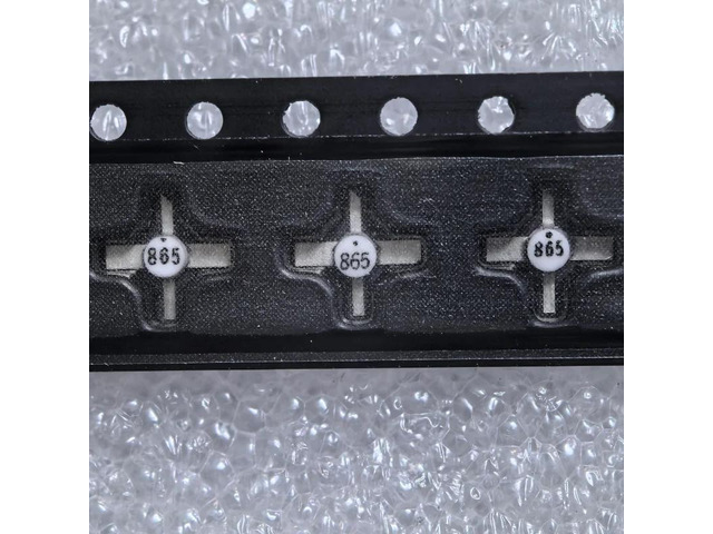 MGA-86576-TR1 MGA-86576 code 865 SMT-76 1.5 - 8 GHz Low Noise GaAs MMIC Amplifier