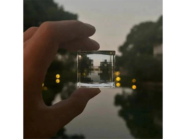 Crystal Pixel Stone Photography Filter Prism Light Effect Tool for Photo Lovers for Photography and Art Enthusiasts