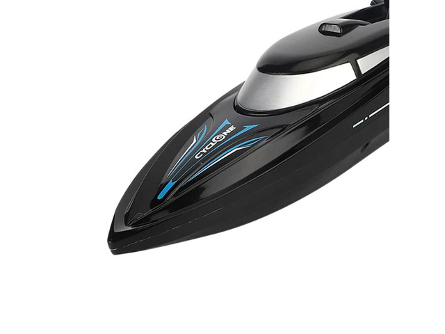 2.4Ghz 10KM/H Dual Motor High Speed Remote Control Boat Swimming Pool And Lake Remote Control Boat Outdoor
