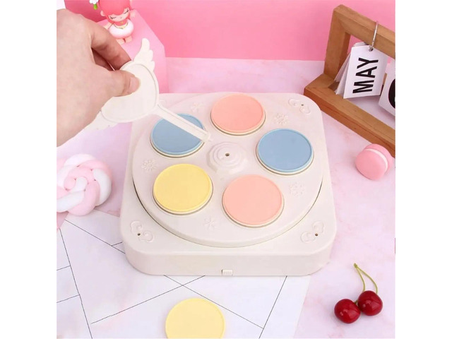 Household Small Rotary Sushi Machine Automatic Rotating Dessert Cake Booth Rack Music for Wedding Birthday Gift