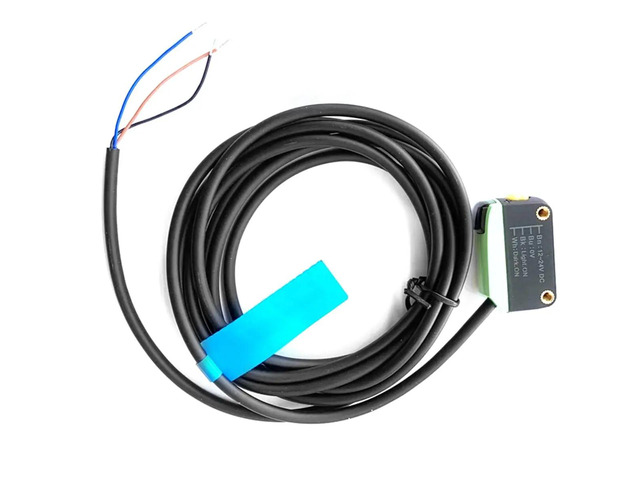 BGX-35N NPN Photoelectric Sensor Diffuse Reflective Spot Size 2MM Sensor LED Display Light Detection Distance 400MM