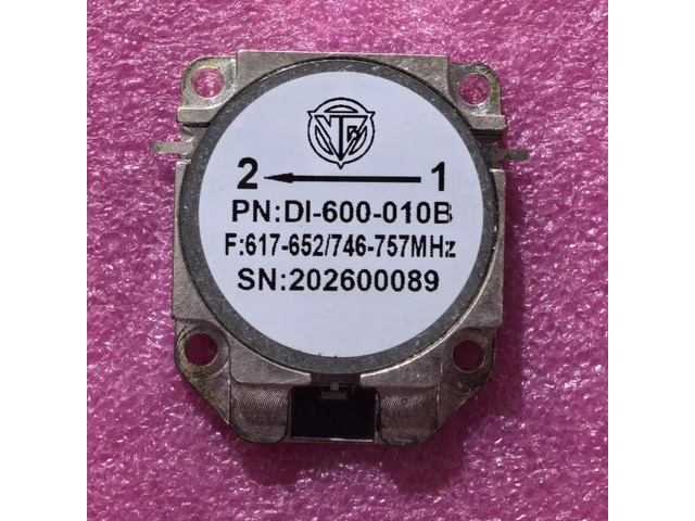 DI-600-010B 617-652/746-757MHZ 617-757MHZ 0.617-0.757GHZ 35*42 150W RF circulator isolator