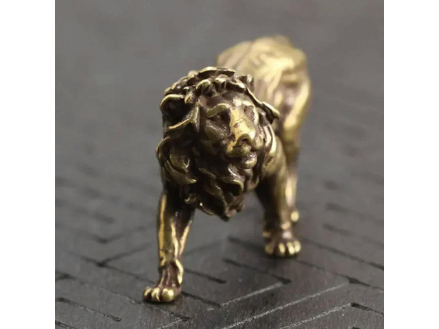 3D Copper Majestic Lion King Animal Miniatures Figurines Vintage Craft Home Office Ornament Desk Decor Collect Ornaments Gift