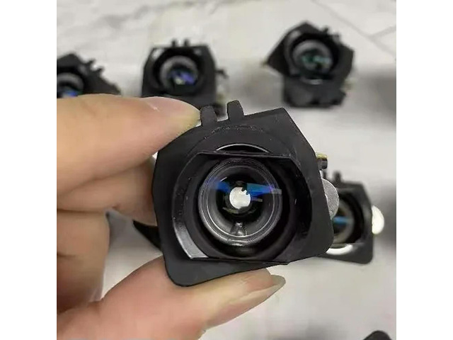 XGIMI Z4V N10 Projector Lens Resolve the Issue of Blurry, White, and Unclear Image Caused by Blurred Focus on the Screen