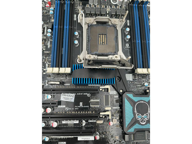 X79 DX79TO Skull System High-end Luxury Motherboard Support E5 I7 3960X LGA 2011 DDR3