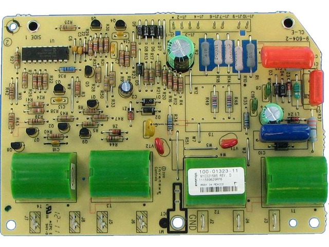CoreCentric Remanufactured Range Oven Control Board Replacement for Whirlpool W10331686 / WPW10331686