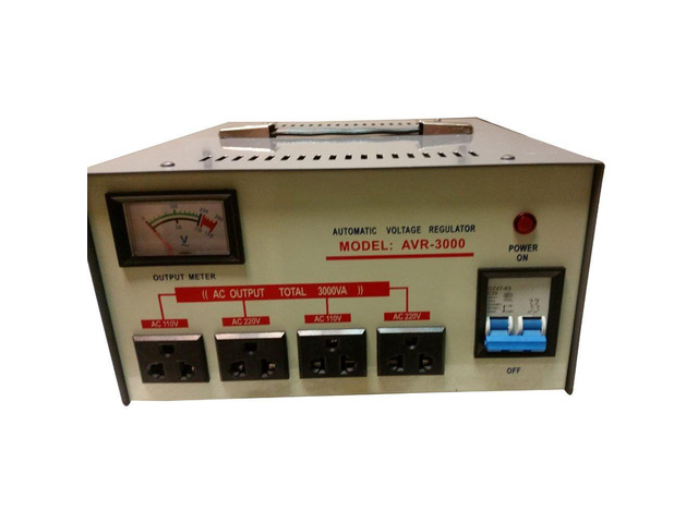 3000 Watt Step Up/Down Voltage Converter Transformer AVR-3000, Fuse Protection and Automatic Voltage Regulator - Two Way Transformer - 110 to 220 V...